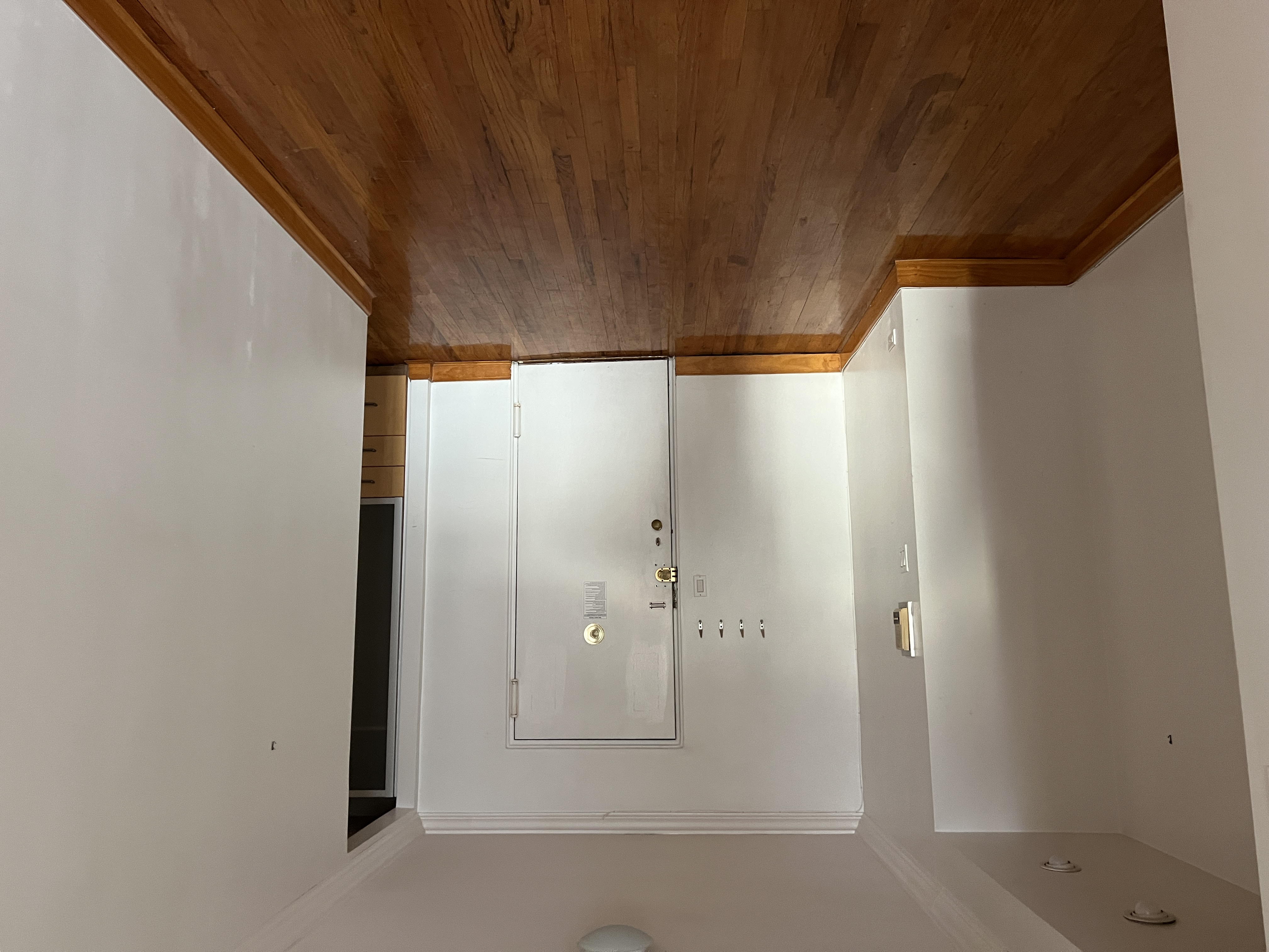 Foyer before renovation
